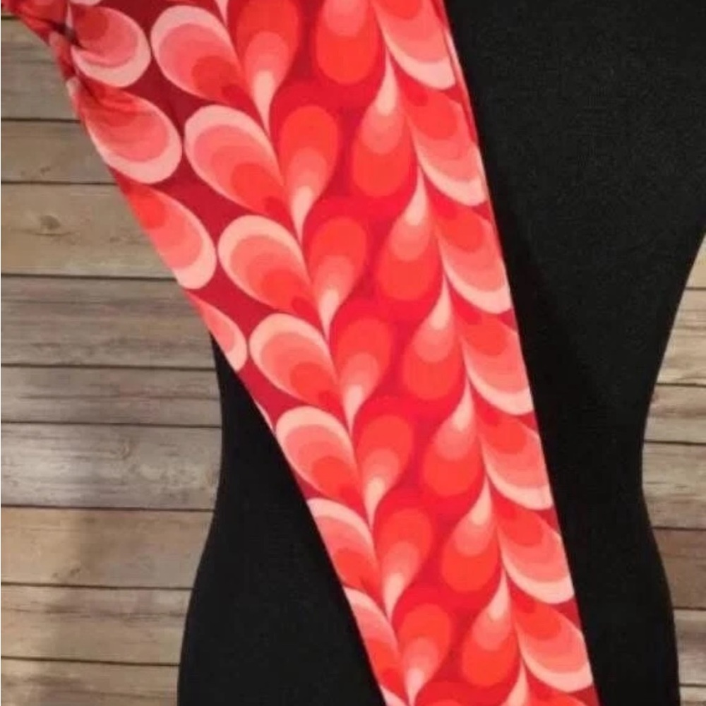 LuLaRoe Valentines Leggings TC